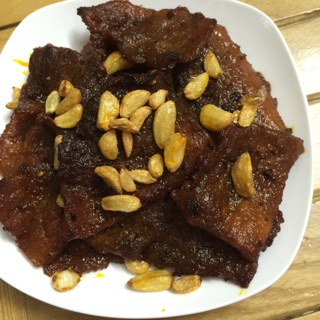 Heo ướt cháy tỏi