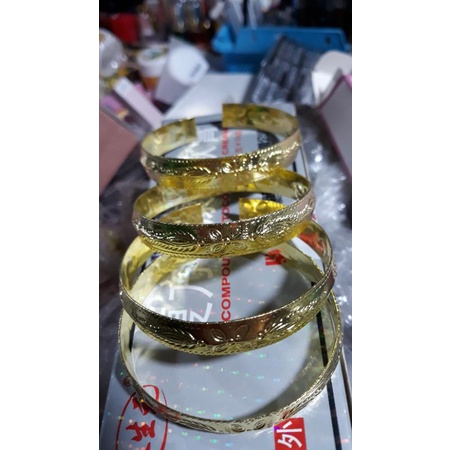 Vòng tay trang sức bằng đồng