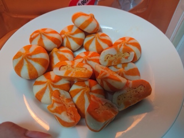 Bánh bao nhân trứng cá màu cam Phú Mark 500g