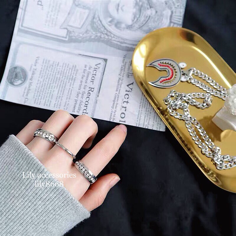 nhẫn titan đính đá cho nam nữ không gỉ không đen unisex