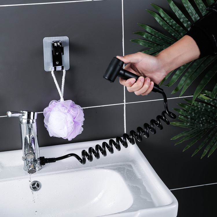 Dây sen, dây xịt ruột gà, xoắn lò xo dùng cho vòi sen, vòi xịt vệ sinh bằng nhựa với 2 màu Trắng - Đen