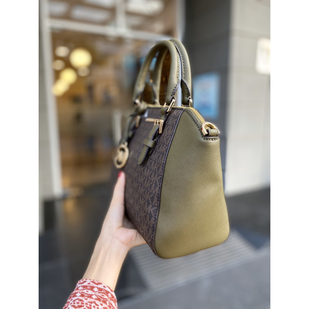 Túi xách nữ chính hãng Michael Kors Ciara - Size 24x21cm, ngăn kéo trong