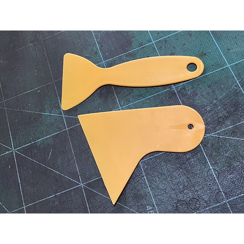 Cây quét keo bằng nhựa chuyên dùng hỗ trợ dán keo khi làm đồ da thủ công