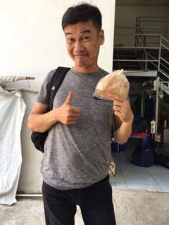 Bánh tráng nghệ sĩ ( sâu 10bịch)