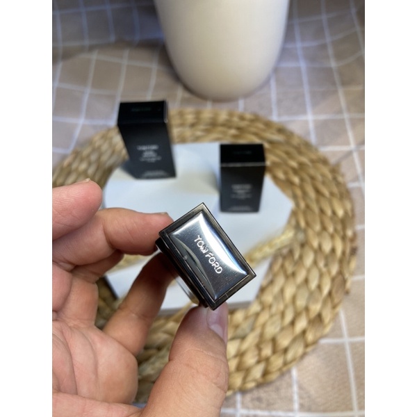 Nước hoa mini Tomford Oud Wood Edp 7,5ML