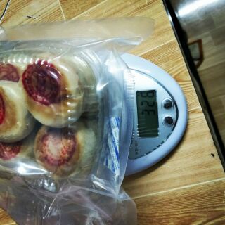 Combo bánh pía Công Đồng Tiến