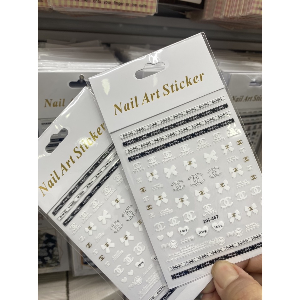 miếng dán sticker thương hiệu hot (nhiều mẫu)