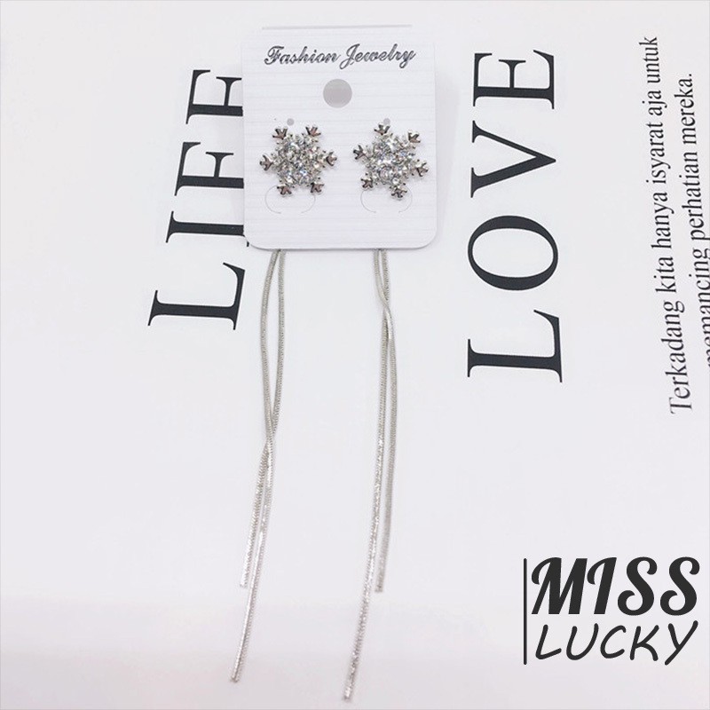 Khuyên tai nữ kiểu dáng thời trang phong cách Hàn Quốc