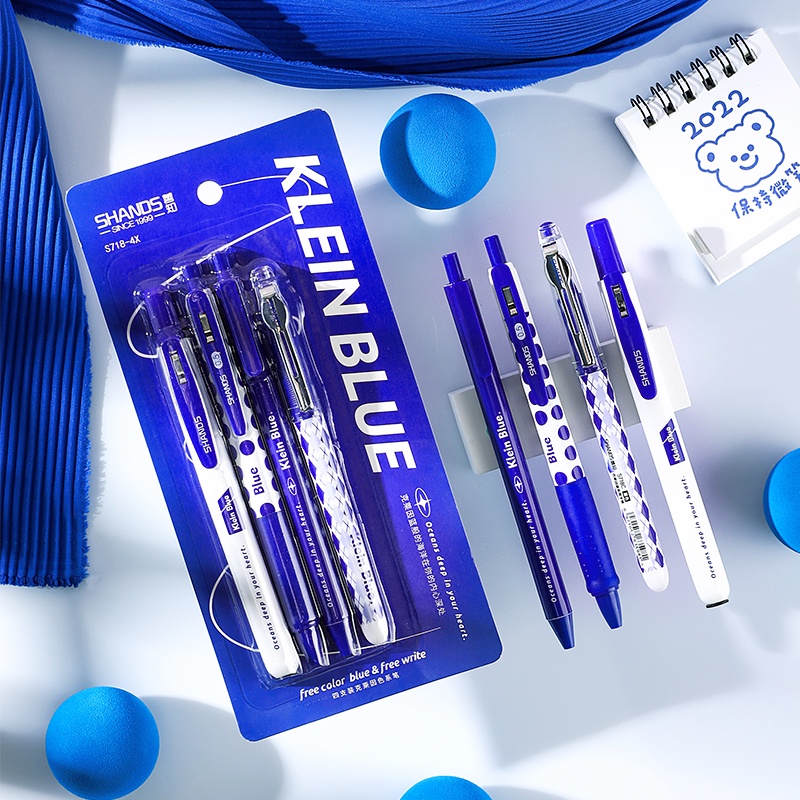 Set 4 Bút Bi Ngòi 0.5mm Màu Đen / Xanh Dương / Đen Xinh Xắn