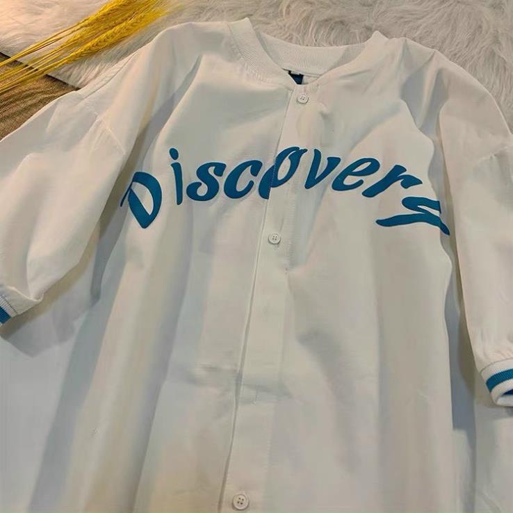 Áo Sơ Mi  Nữ  Form Rộng Hàn Quốc Discovery Hoa Chữ Dày Mịn Thoáng Mát Thiết Kế Thời Trang Kiểu Dáng Năng Động Trẻ Trung