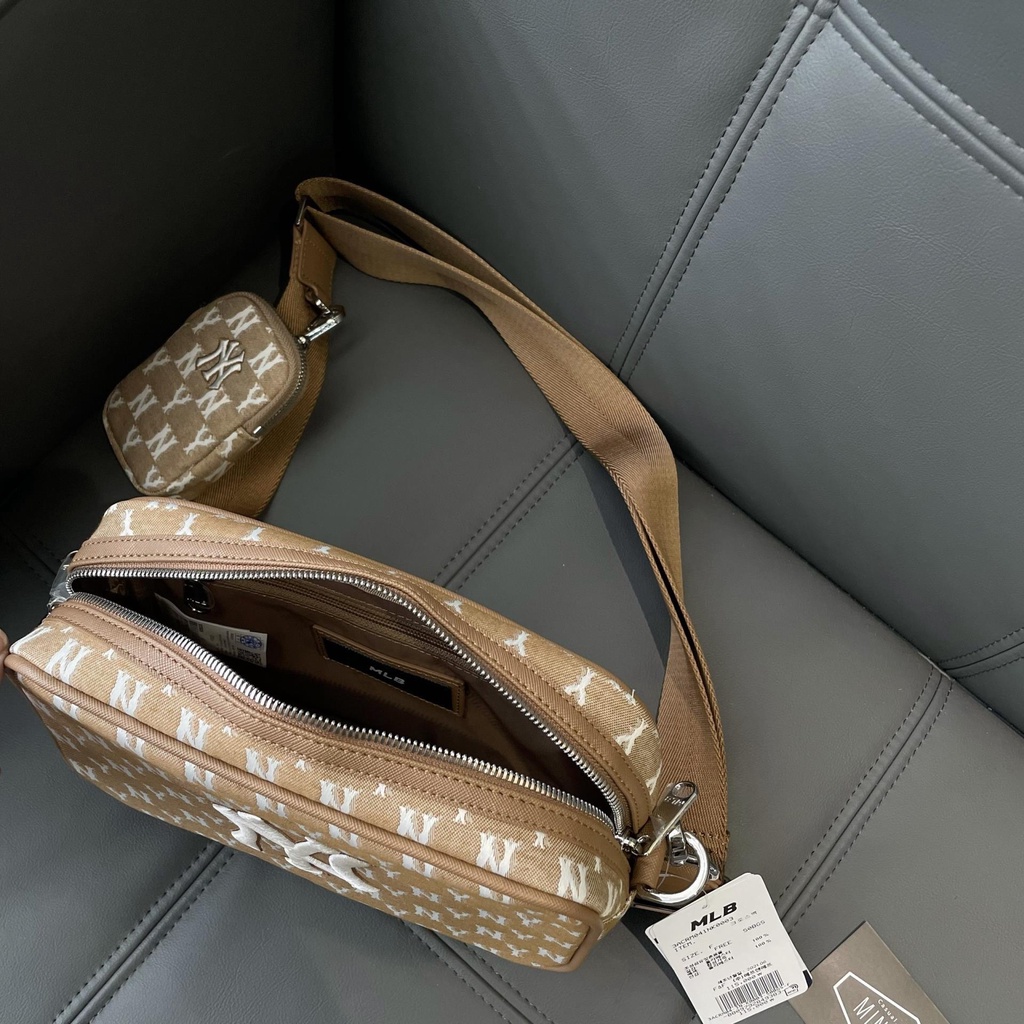 ✅  Túi đeo chéo MLB MONOGRAM Jacquard Cross Bag NEW YORK YANKEES - Beige 3ACRM041N-50BGS | CÓ SẴN HÀNG