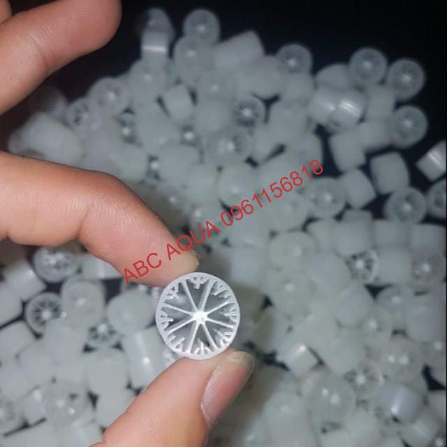 1KG Hạt Kaldnes 8 Cánh - 32 Khía  - Giá Thể Vi Sinh MBBR Động - Lọc Vi Sinh Hồ Cá
