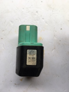 Pin Hitachi 12V(vỏ pin)