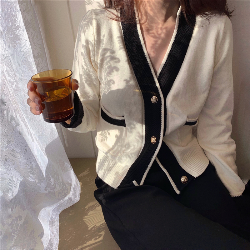 Áo Khoác Cardigan Dệt Kim Cổ Tim Xinh Xắn Dành Cho Nữ
