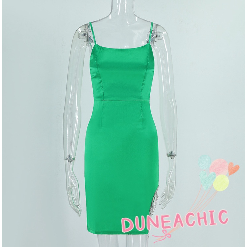 Đầm Dự Tiệc Hai Dây Hở Lưng Phối Tua Rua Gợi Cảm Dành Cho Nữ