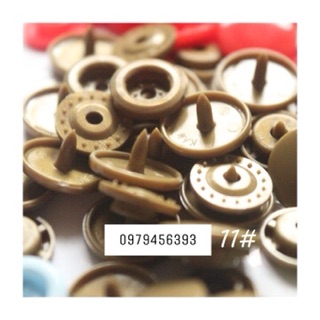 Cúc dập nhựa (cúc bấm nhựa) T5