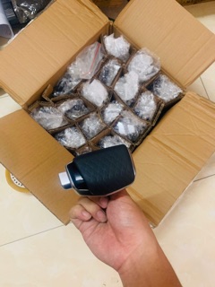 Tay lắm cần số xe Kia ...