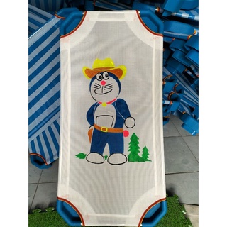 Giường lưới Doremon  có 2 thanh đỡ inox