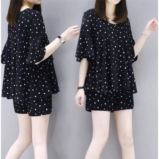 Sét Bộ Chấm Bi Tay Sóng Quần Short Siêu Xinh