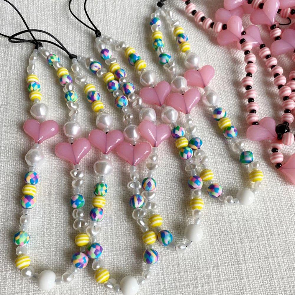 Dây Đeo Điện Thoại Xỏ Hạt Màu Trắng Đen Phong Cách Baroque Cổ Điển