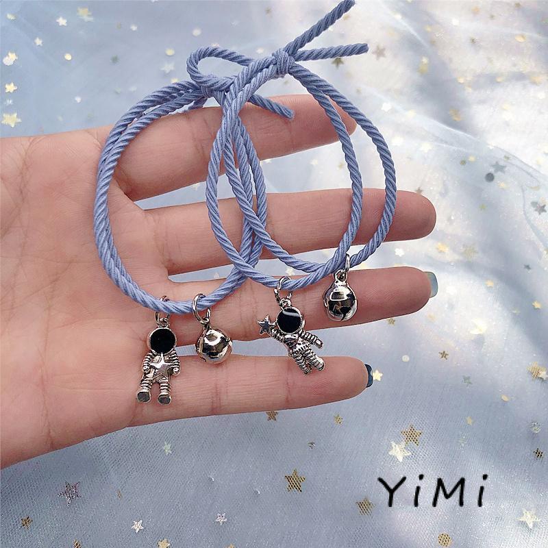 Vòng tay kim loại mặt hình phi hành gia dành cho cặp đôi