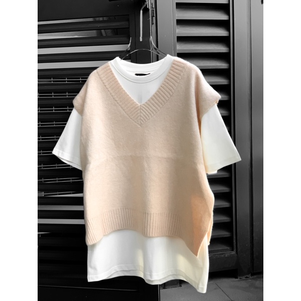 Áo gile len trơn cổ V basic form rộng oversize - CHUBBIE Wooden Top | BigBuy360 - bigbuy360.vn