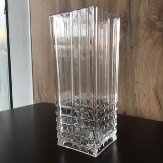 Bình Bông Nhựa Acrylic Trong Suốt