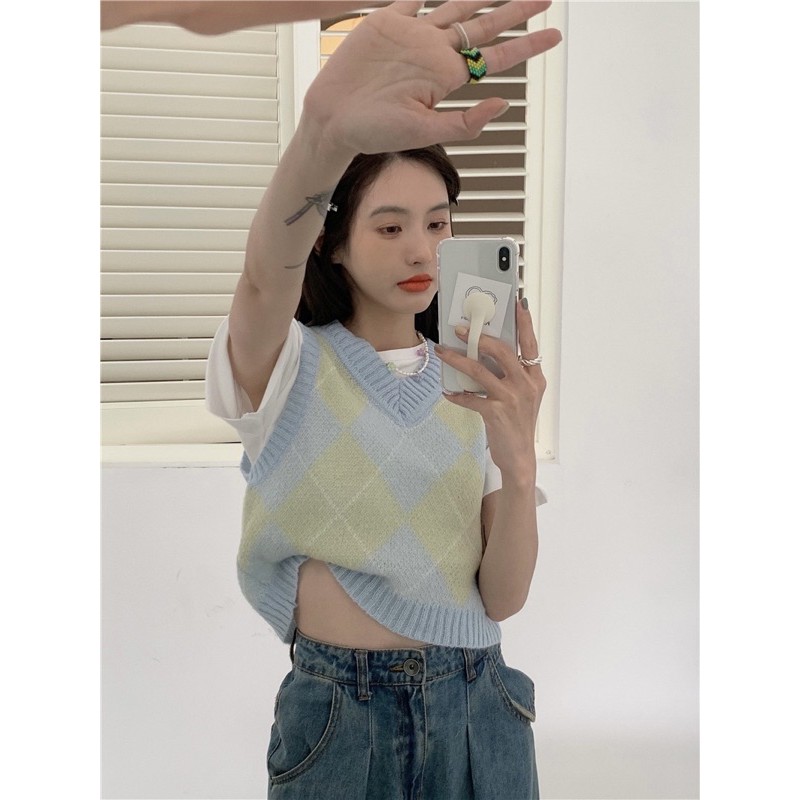 [HÀNG ORDER] Áo gile croptop hoạ tiết quả trám xanh pastel freesize