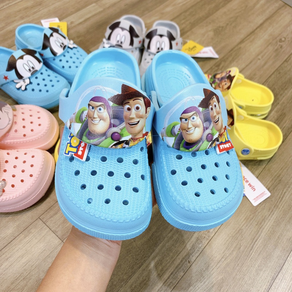 Dép đế mềm hoạt hình cho bé