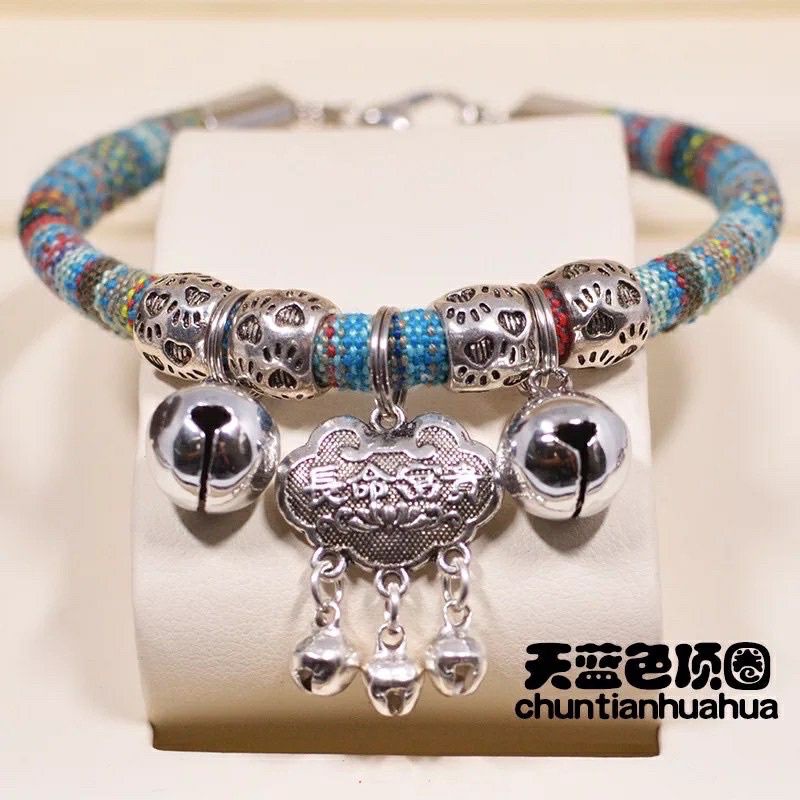 vòng thổ cẩm chuông cho mèo