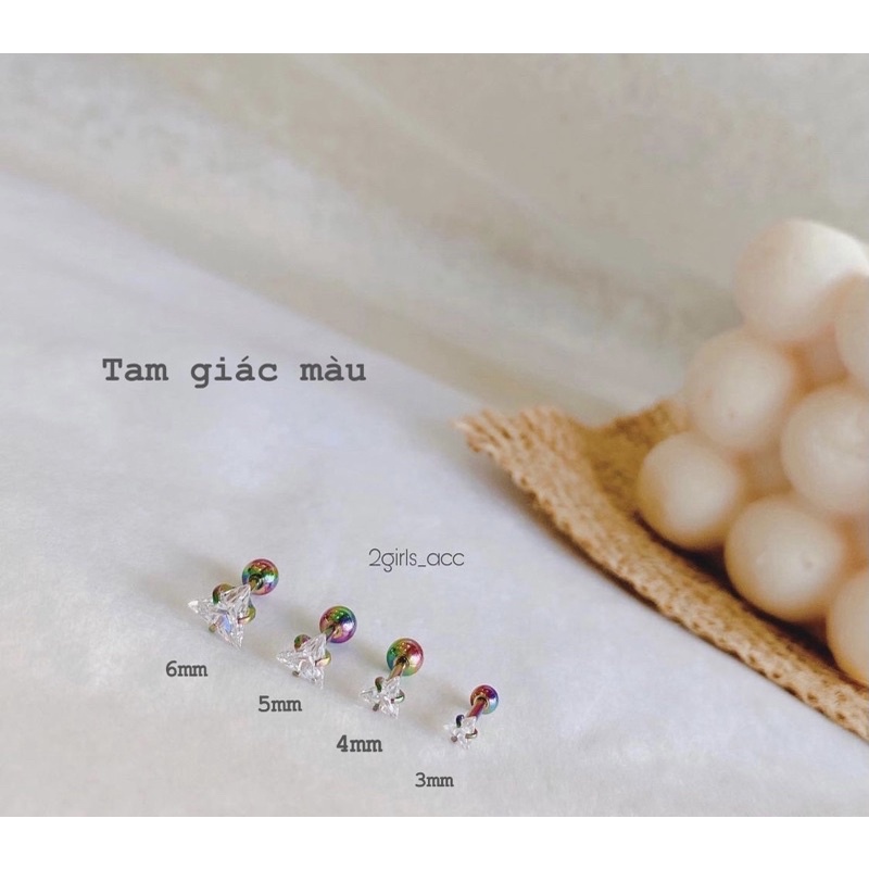 1 CHIẾC bông tai THÉP y tế tam giác đính đá