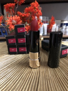 Son Anastasia màu Ruby ( đỏ thuần )