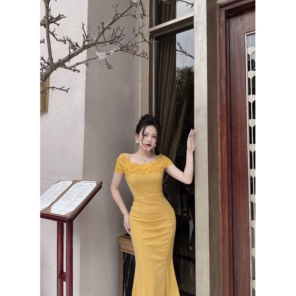 Váy thiết kế dự tiệc dáng dài cao cấp phối hoa cổ siêu đẹp | BigBuy360 - bigbuy360.vn