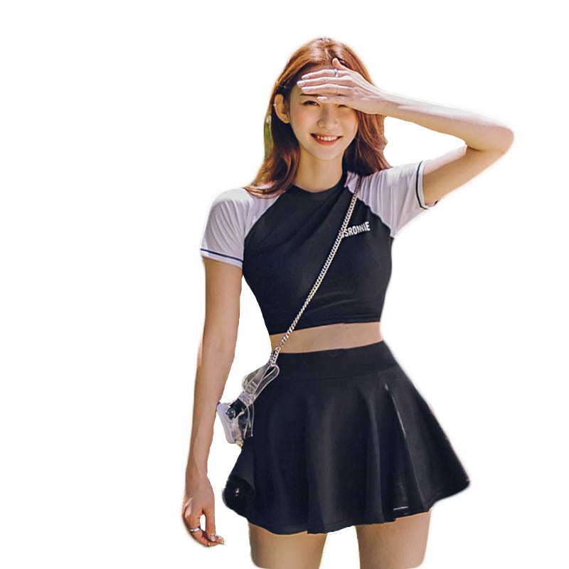 Bikini bộ đồ bơi nữ croptop usronnie 2 mảnh phong cách hàn quốc quần dạng váy | BigBuy360 - bigbuy360.vn