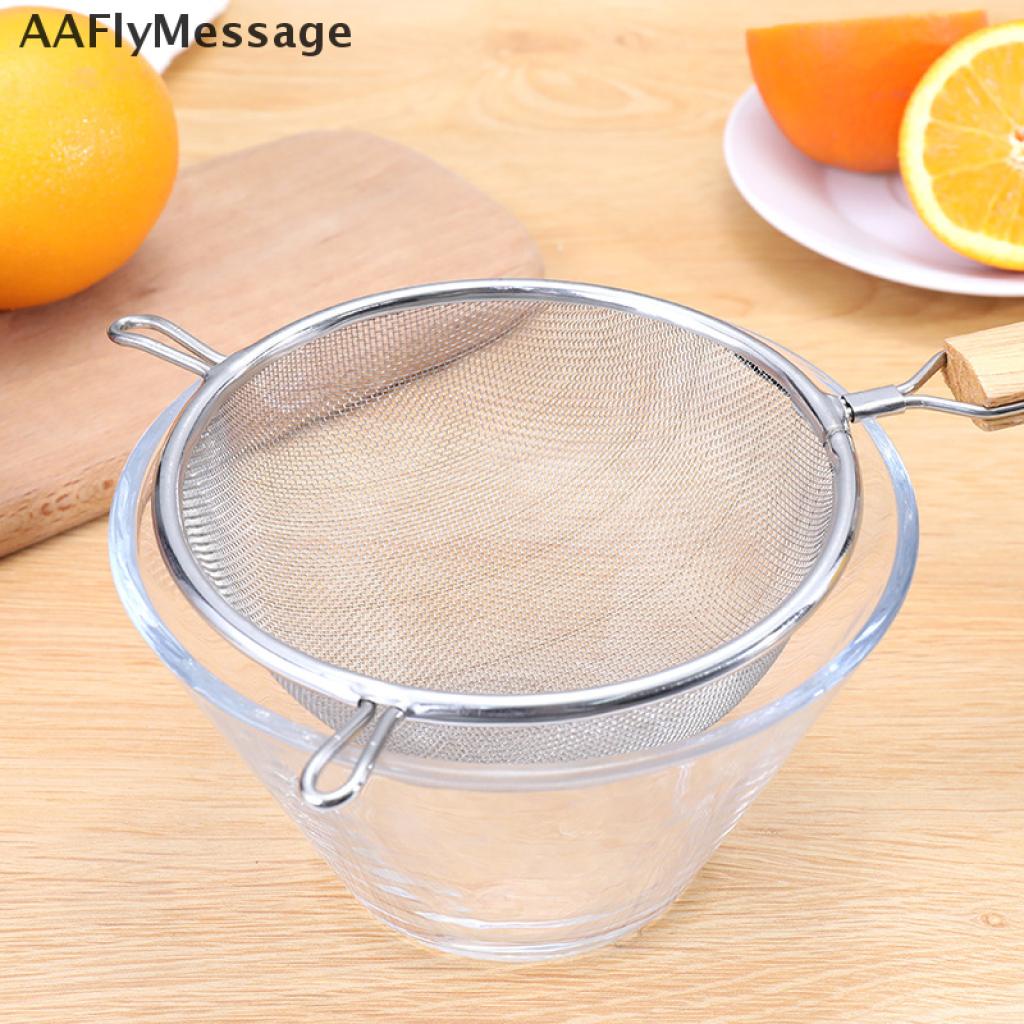 Rây Lưới Lọc Thức Ăn Bằng Thép Không Gỉ 304 Với Tay Cầm Bằng Gỗ Tiện Dụng