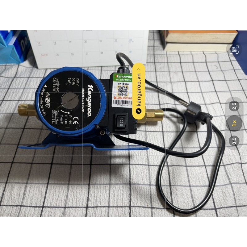 Máy bơm tăng áp Kangaroo Model KG 125ZP 220V 50Hz 3uF