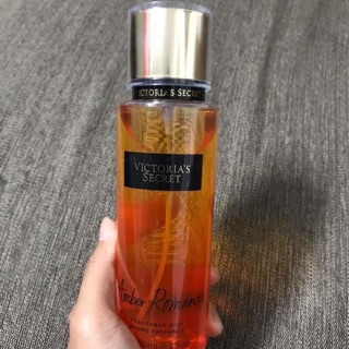 Xịt thơm cơ thể Victoria secret