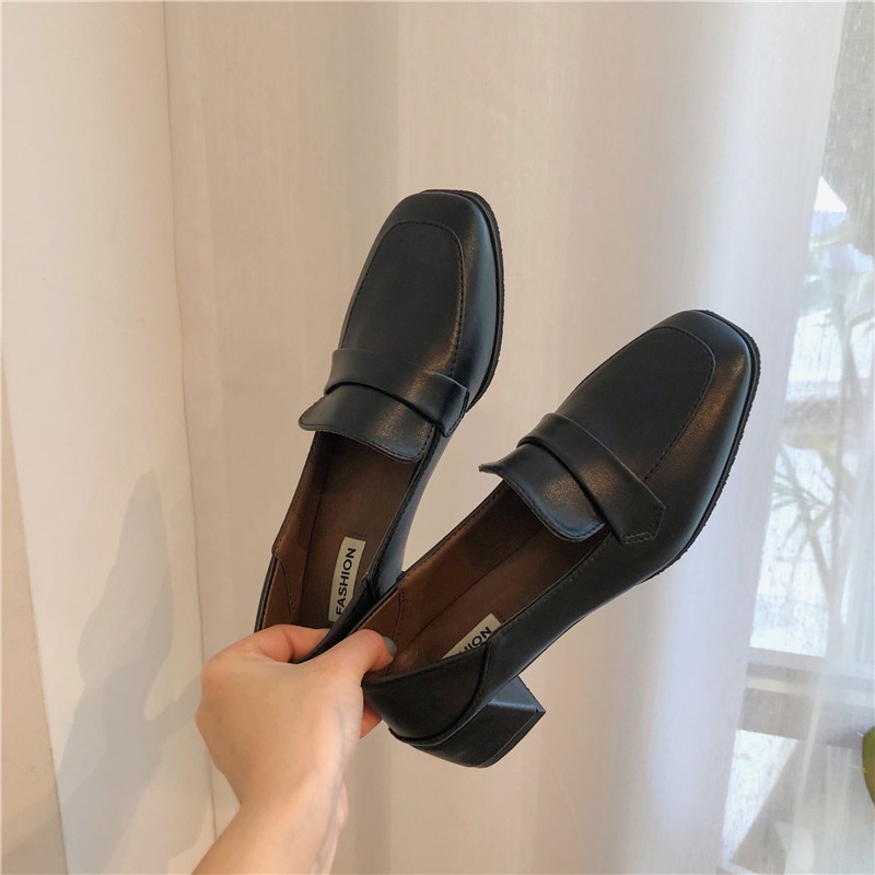 Giày loafer trơn cao gót gót vuông công sở da lì phong cách vintage Hàn Quốc
