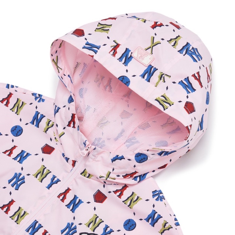 Áo khoác gió hoạ tiết MLB Tqxk