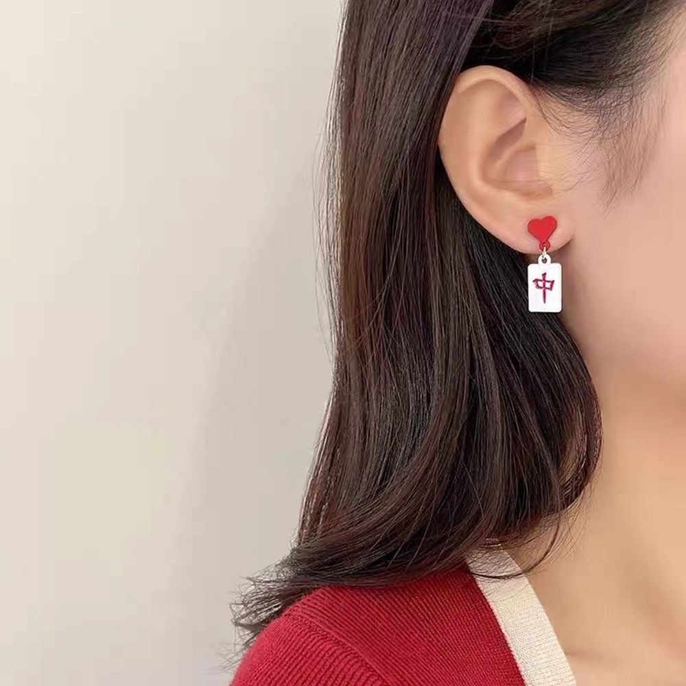 Khuyên tai hình trái tim mạt chược phong cách Hàn Quốc thanh lịch cho nữ