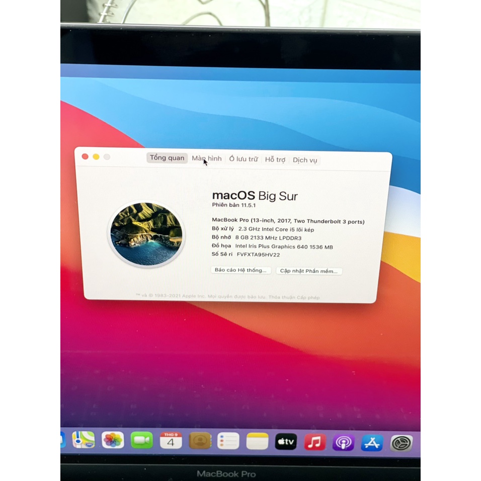 Macbook Pro 2017 8/256GB