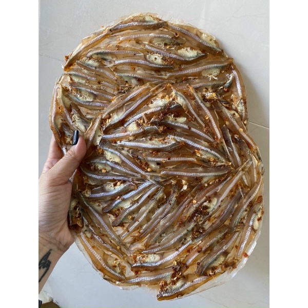 bánh tráng cá cơm tẩm