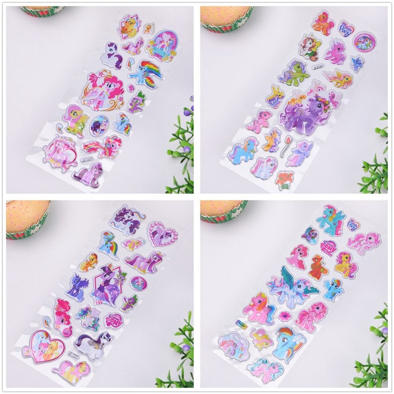 1 miếng dán trang trí thiết kế hình ngựa con 3d bằng pvc