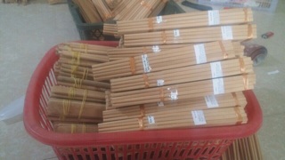 Đũa gỗ kim giao