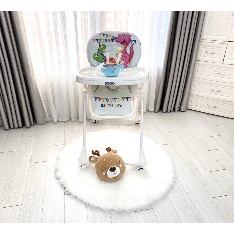 Ghế ăn dặm Umoo có bánh xe
