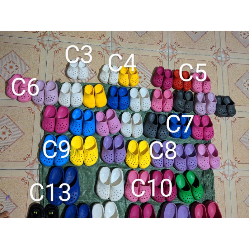 Thanh lý dép Crocs các size lớn nhỏ