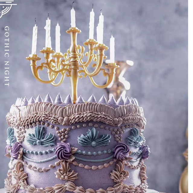 Chân nến cắm bánh kem phong cách cổ điển