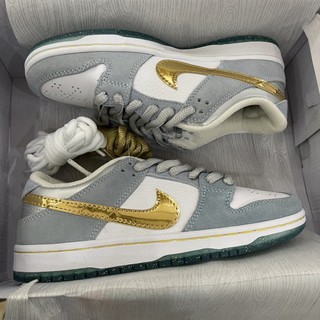 S.B dunk Bạch Tuyết