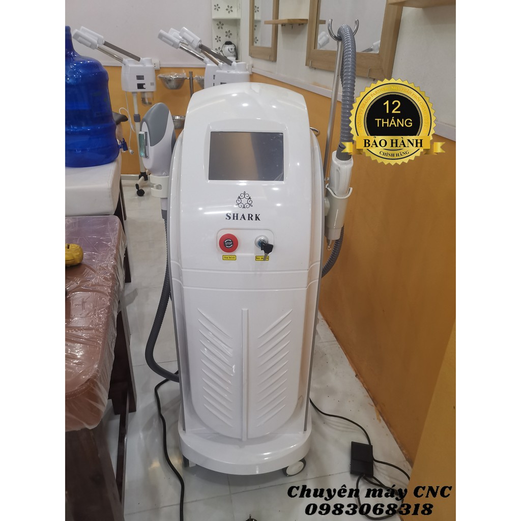 MÁY LASER XÓA XĂM SHARK bóng xung đạt 300.000 xung khi hết xung không vần phải thay tay cầm