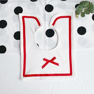 yếm vuông hoạ tiết dễ thương cho bé